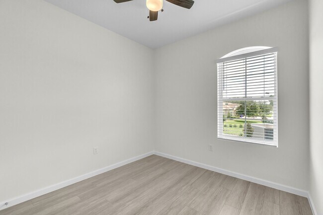Building Photo - 2549 Slim Haywood Ave