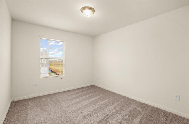 Building Photo - 14501 John Marshall Bend