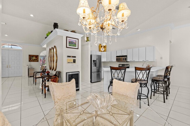 Building Photo - 15495 Rolling Meadows Cir