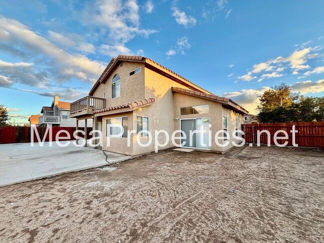 Building Photo - 12914 Tiburon Dr