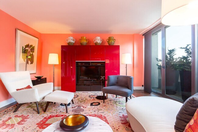 Building Photo - 2700 Virginia Ave NW