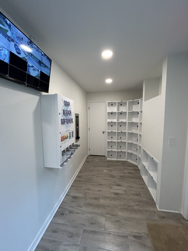 Building Photo - 2515 Kavanaugh Rd