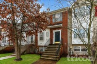 Building Photo - 4002 Windflower Way