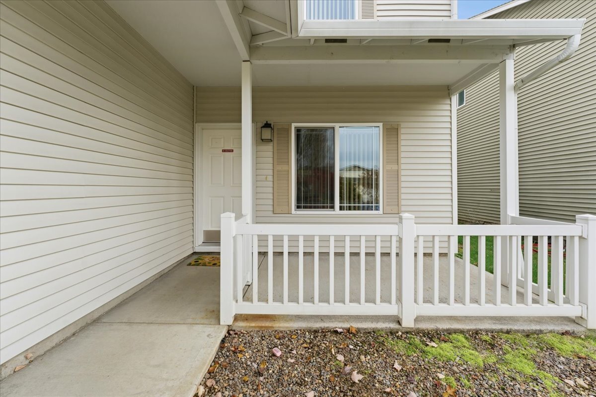 Building Photo - 12811 NE 49TH WAY