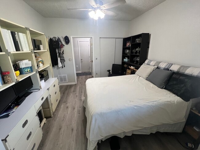 Building Photo - 5210 43rd Terrace N