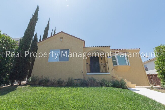 Building Photo - Beautiful Newly Renovated 3-Bedroom Home in a Prime Location