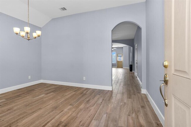 Building Photo - 5219 Rosehill Ridge Ct