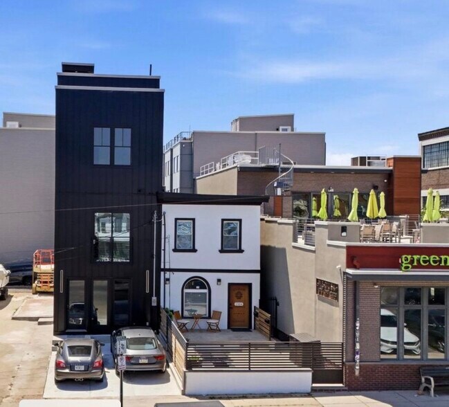 Exterior - 2504 E York St