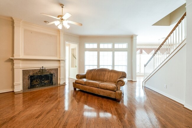 Building Photo - 3003 Grand Noble Cir