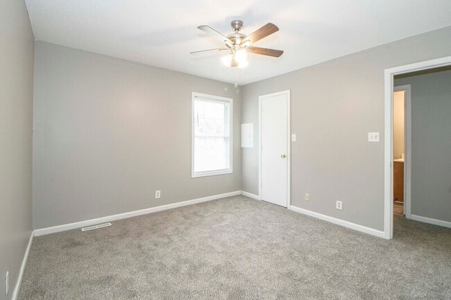 Building Photo - 1608 Hannibal Dr