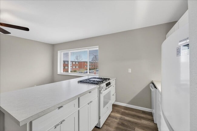 Building Photo - G-Unit