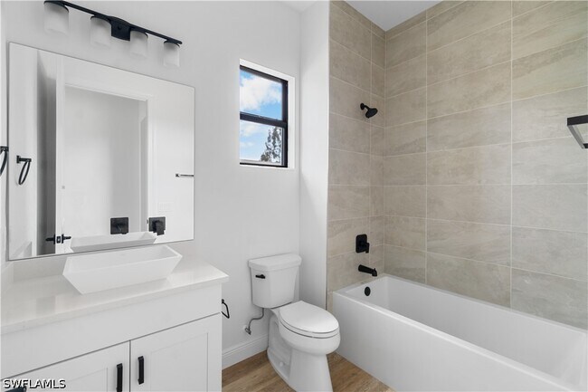 Building Photo - 837 91st Ave N