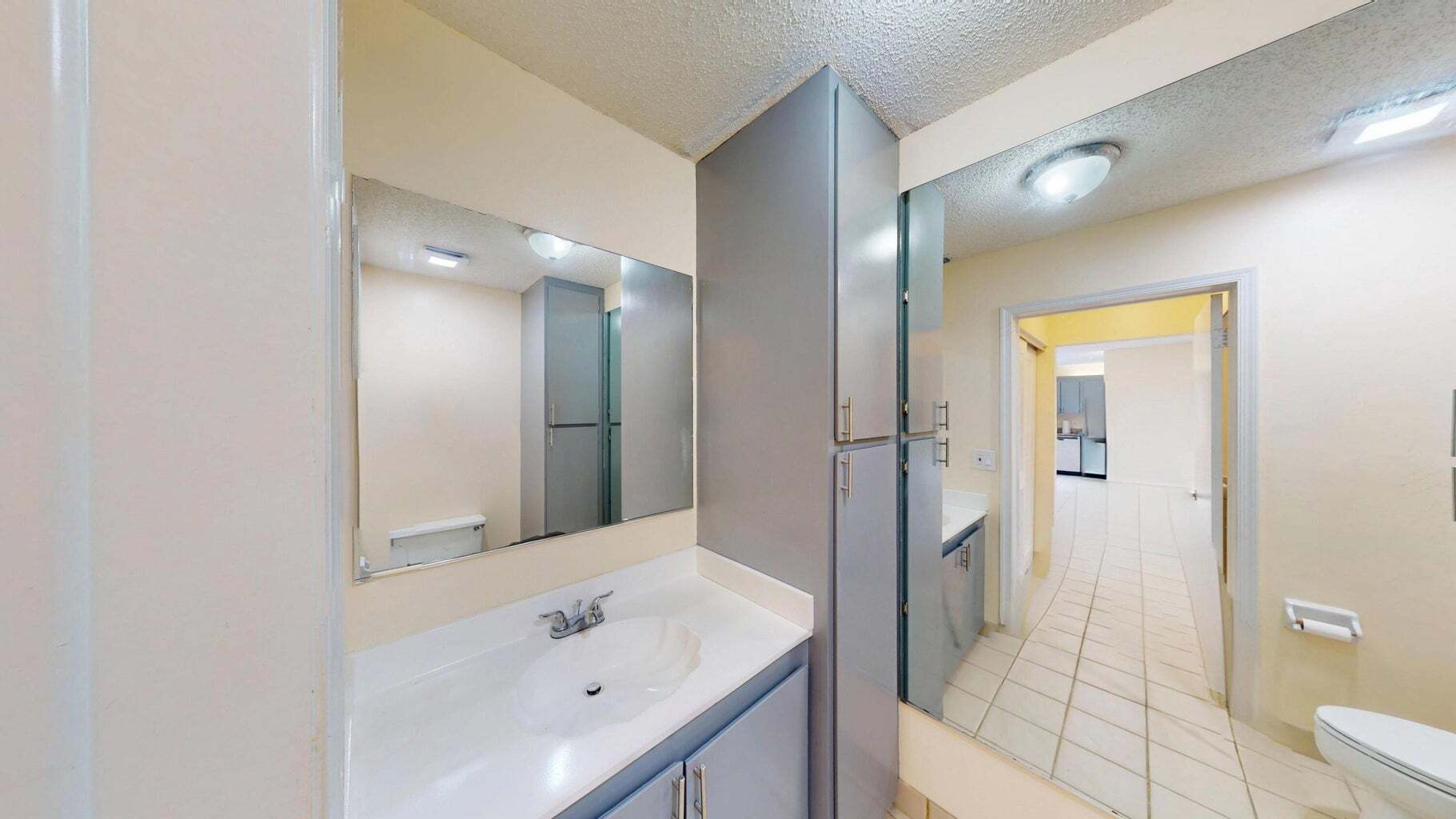 Building Photo - 1921 N Congress Ave