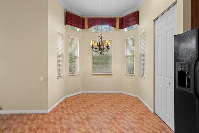 Building Photo - 9819 Mantova Dr