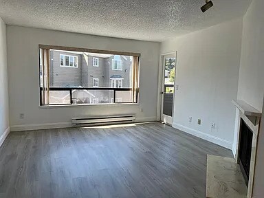 Building Photo - 1175 Harrington Pl NE