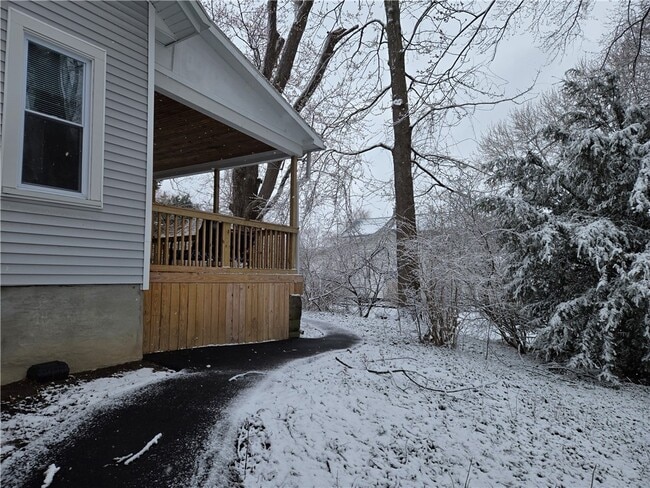 Building Photo - 2366 Spencerport Rd