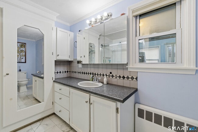 Building Photo - 56 Westgate St