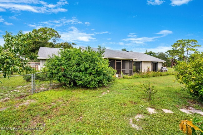 Building Photo - 1387 Gleneagles Ct