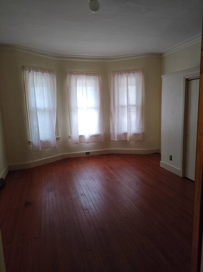 Building Photo - 118 Winter Ave