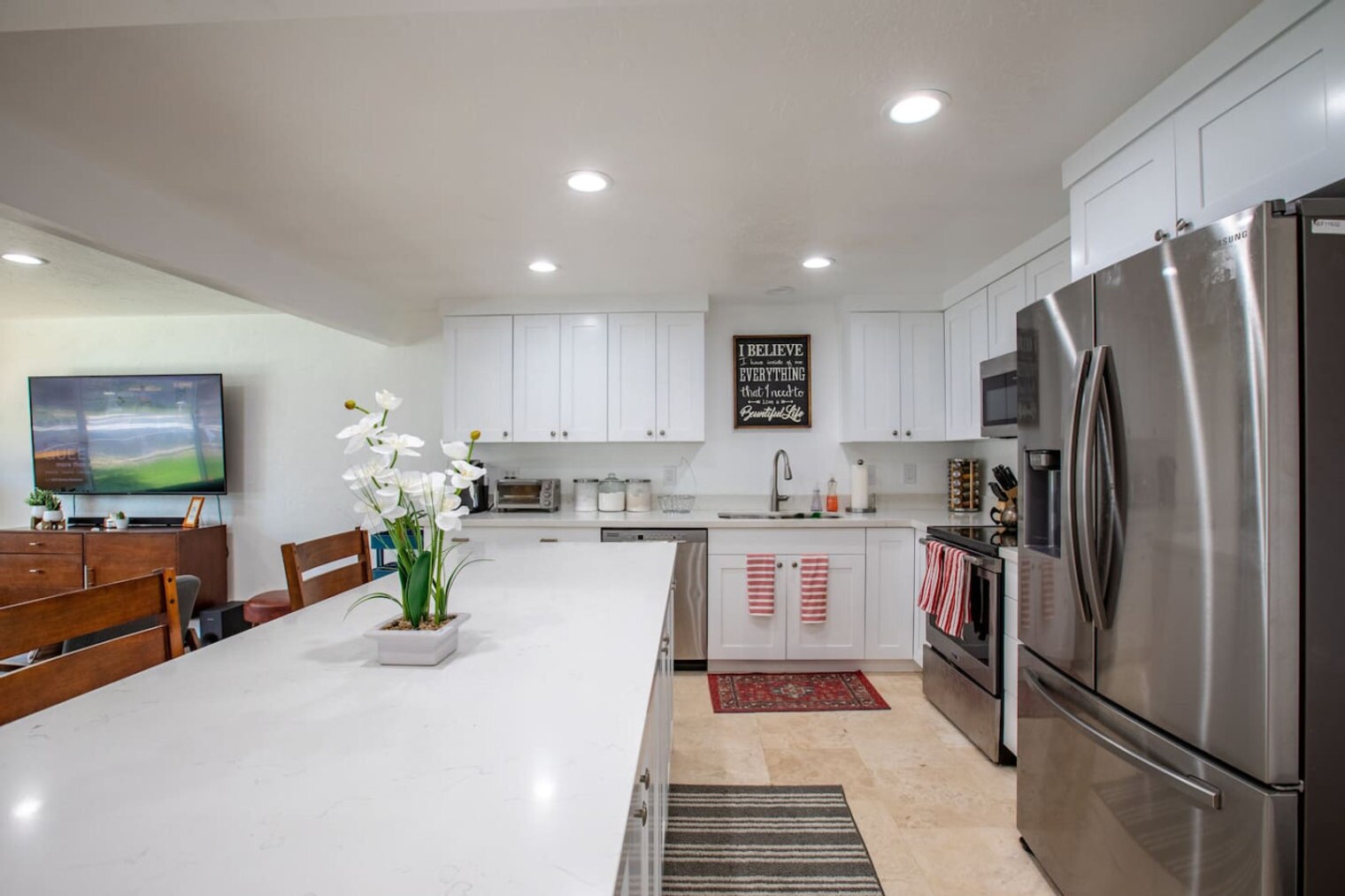 Building Photo - 9949 E Sego Lily Dr