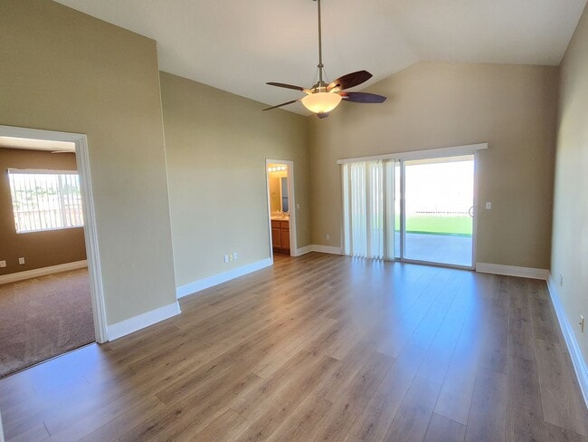 Building Photo - 57062 Millstone Dr