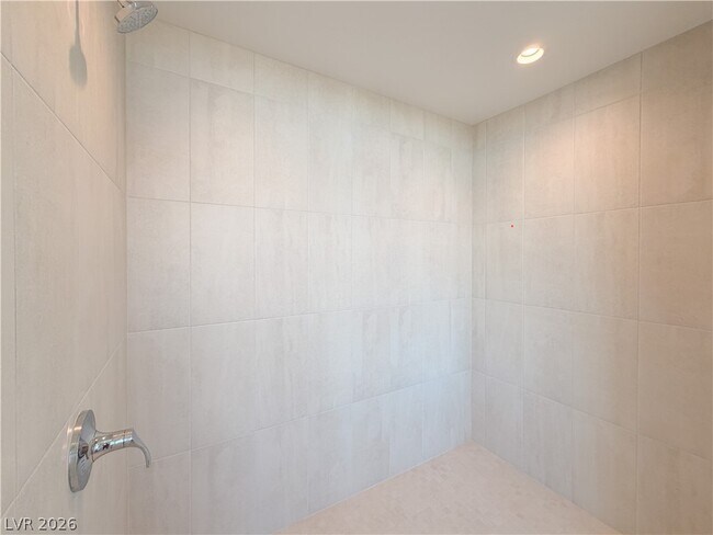 Building Photo - 10761 Canyon Bloom Dr