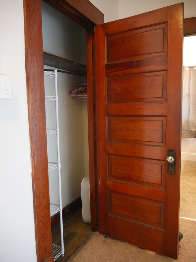 Building Photo - JARental