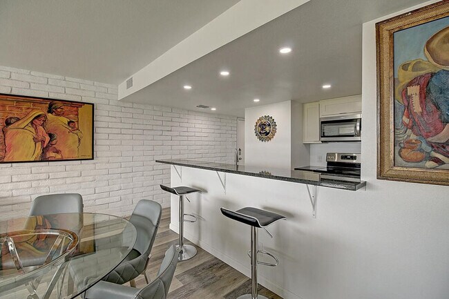 Building Photo - 1421 Eleventh St