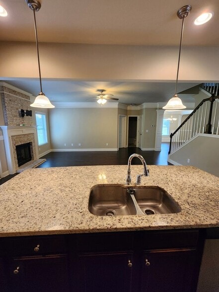 Building Photo - 5434 Bluebell Cir