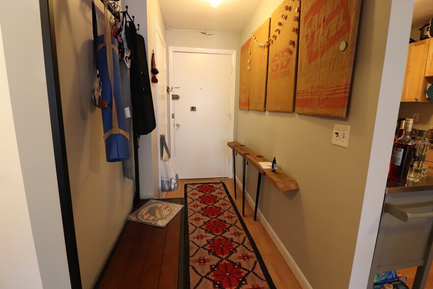 Building Photo - 15 Walbridge St