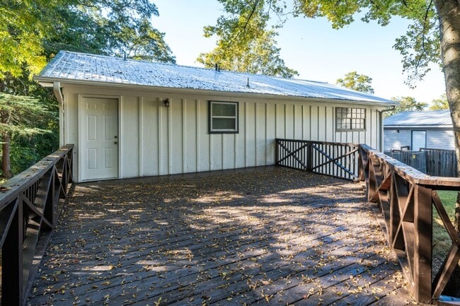 Building Photo - Newly Renovated 4-Bedroom Brick Beauty in Forestdale!