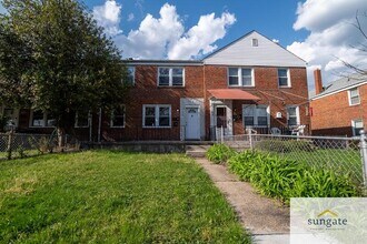 Building Photo - 1410 Dartmouth Ave