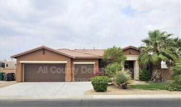 Building Photo - 37853 Avon St