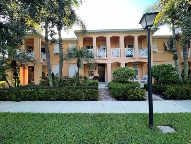 Primary Photo - 2913 E Community Dr