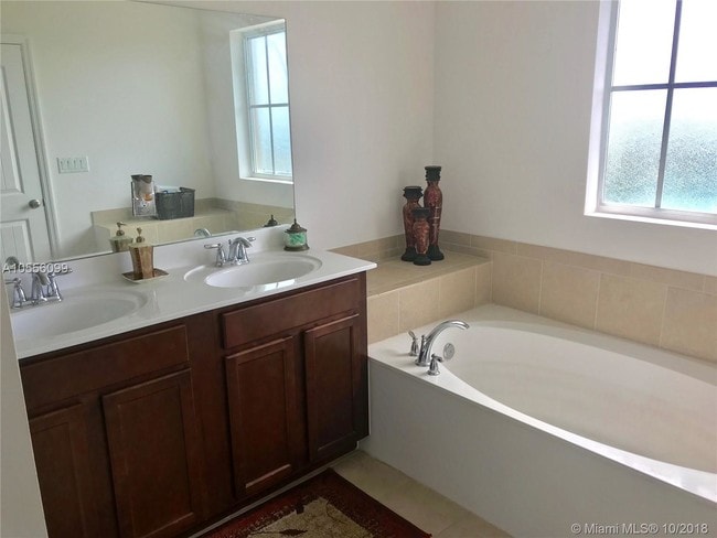 Building Photo - 14237 SW 274th St