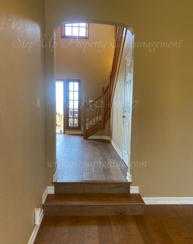 Building Photo - Elegant Mountain-View Home with Solar, Well Water & Septic – Utility Savings Included!