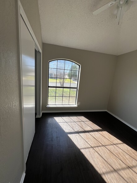 Bedroom - 2303 Cactus Dr