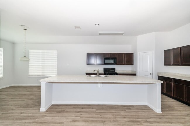 Building Photo - 16922 Cory Cornel Ln