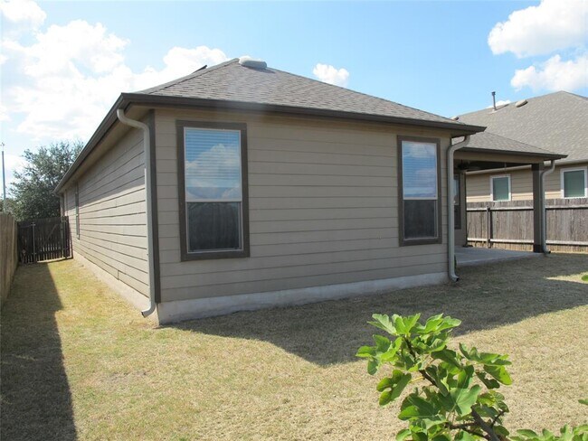 Building Photo - 6109 Mantalcino Dr