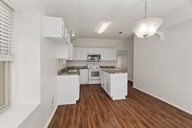 Building Photo - 401 Caviness Dr