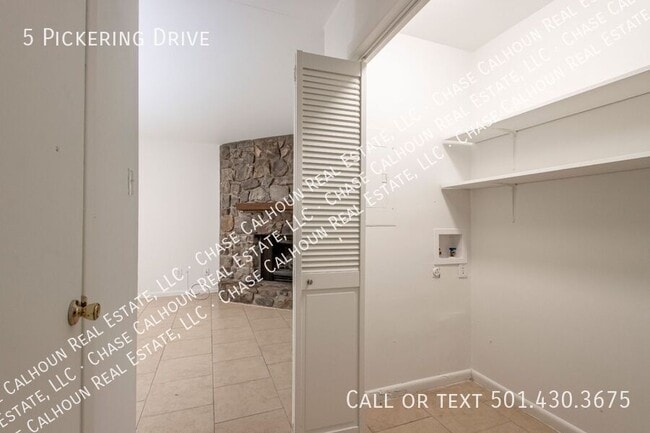 Building Photo - 5 Pickering Dr