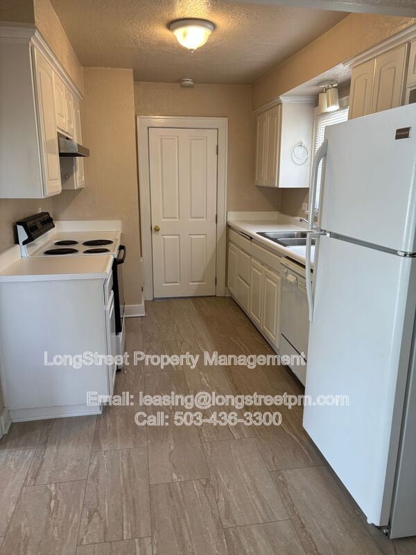 Building Photo - 1231 Elm St NW
