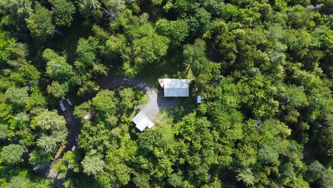 Building Photo - 127 Wood Rd