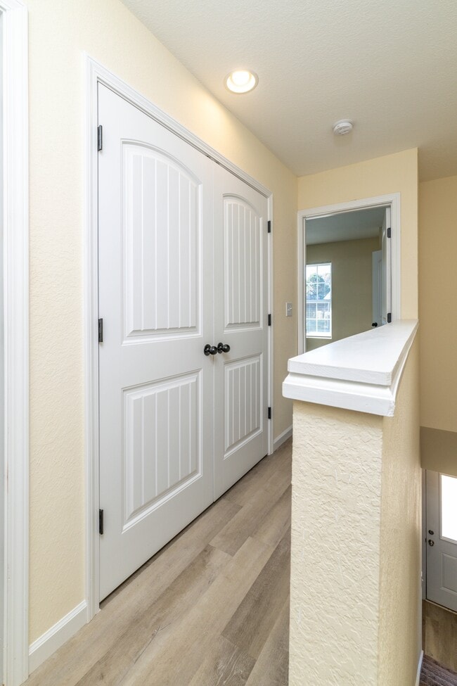 Building Photo - 936 Warrior Hill Dr