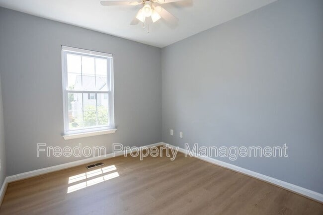 Building Photo - 17286 Wexford Loop