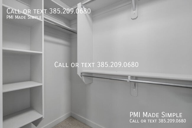 Building Photo - 65 1320