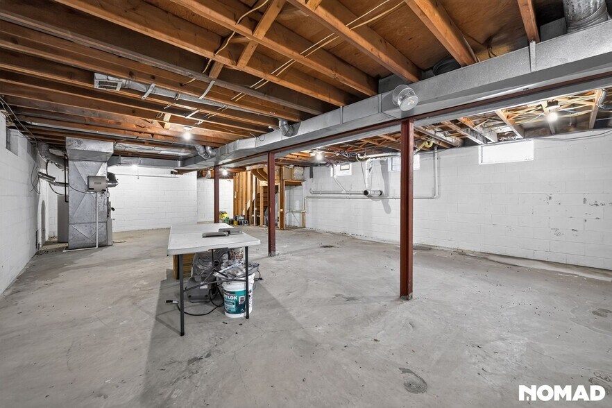 Building Photo - 8315 Hilton Rd
