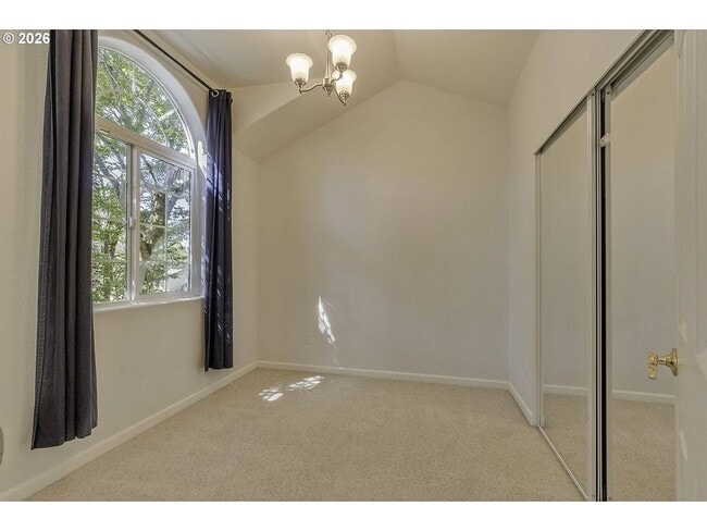 Building Photo - 4729 SE Montego Dr
