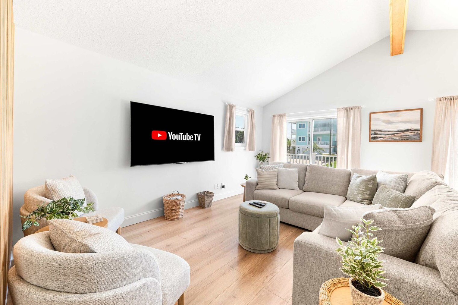 Building Photo - 108 Zamora St