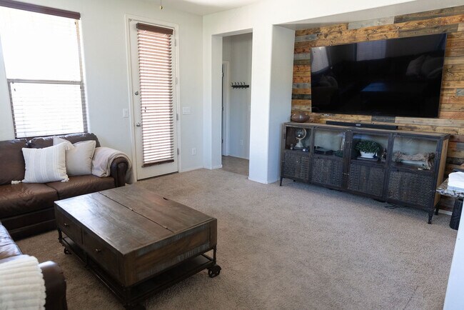 Building Photo - 3279 E Milky Way